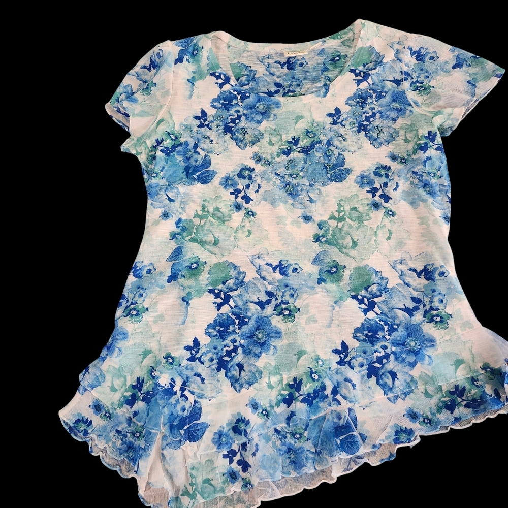 Cato Ladies Shirt, Size Small. Floral Pattern, Blue, Green, Asymmetrical